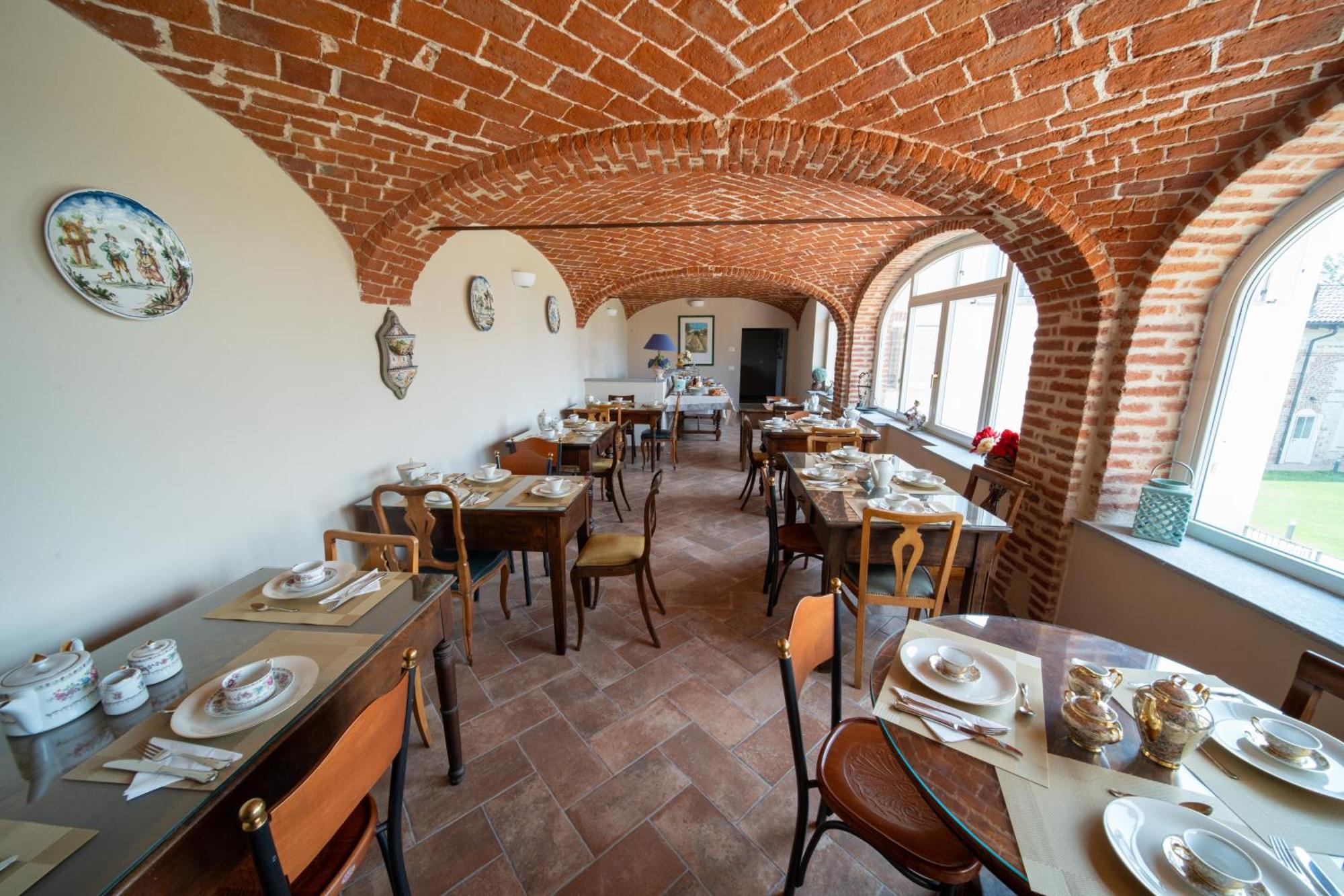 Bed and Breakfast Cascina Baronina Terruggia Exterior foto