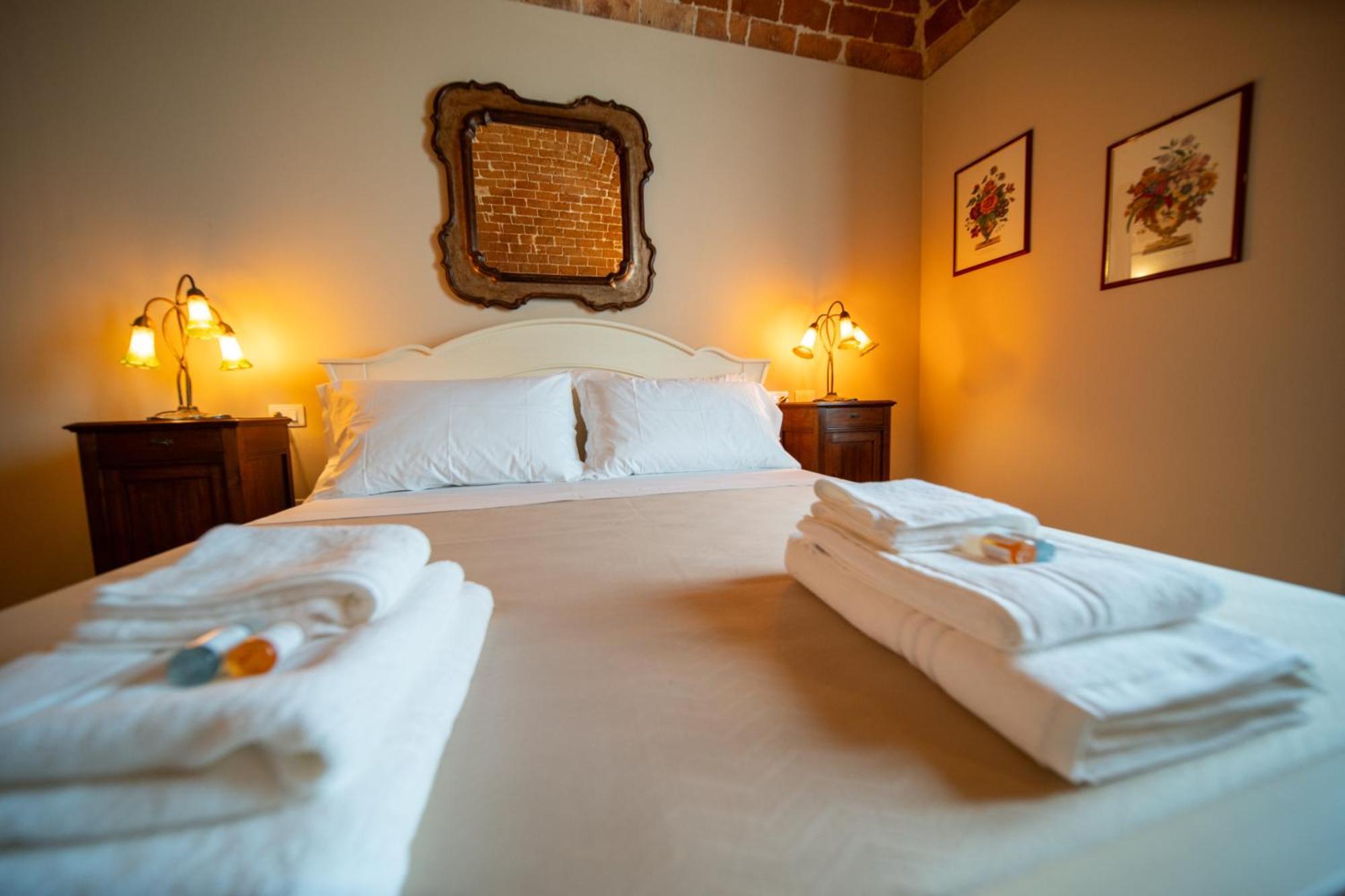 Bed and Breakfast Cascina Baronina Terruggia Exterior foto