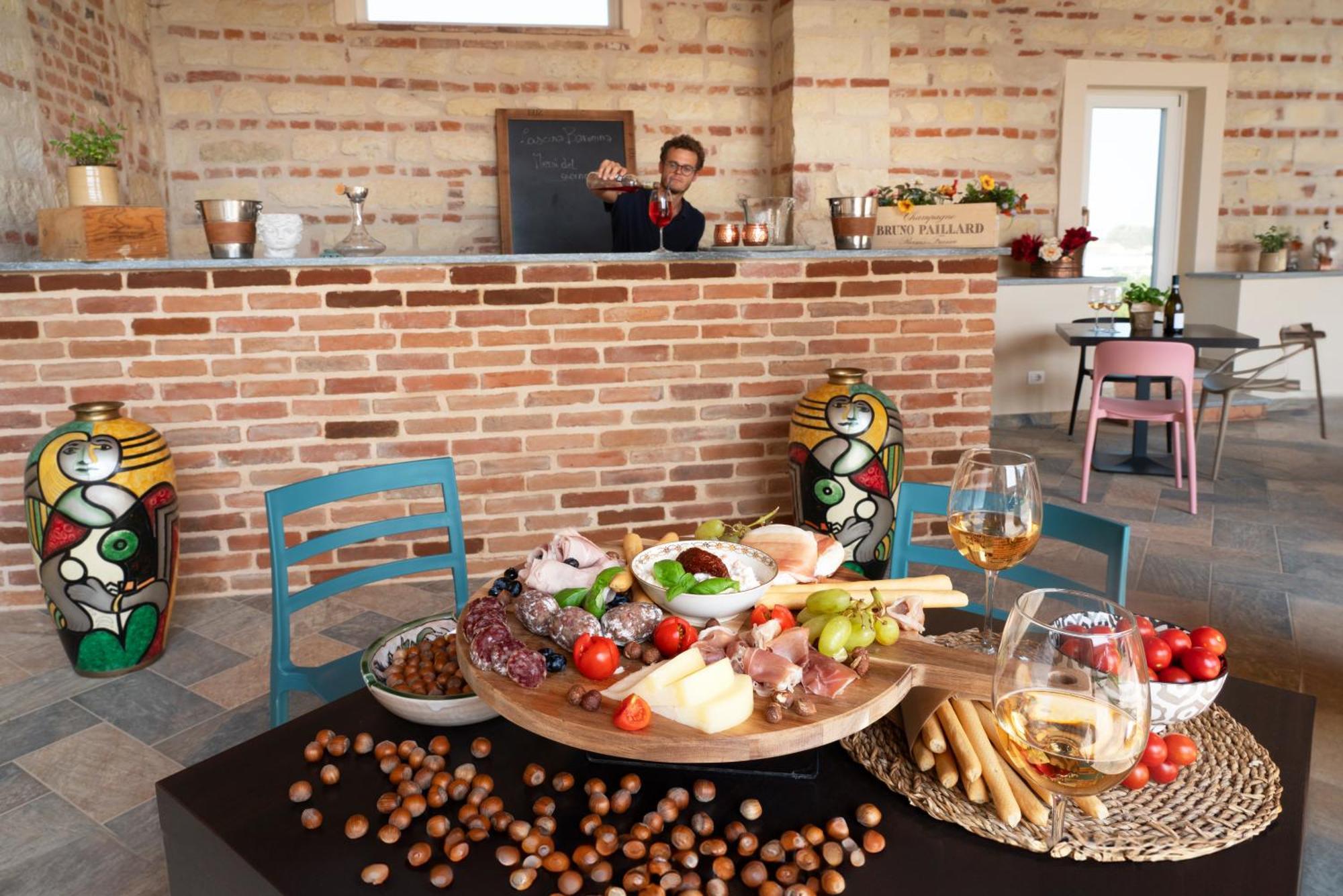 Bed and Breakfast Cascina Baronina Terruggia Exterior foto